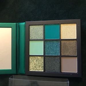Hudson Beauty Emerald Obsessions